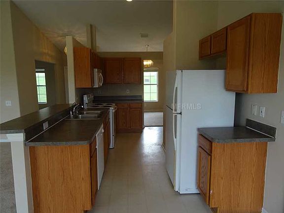 5th image of 10317 Bloomfield Hills Dr