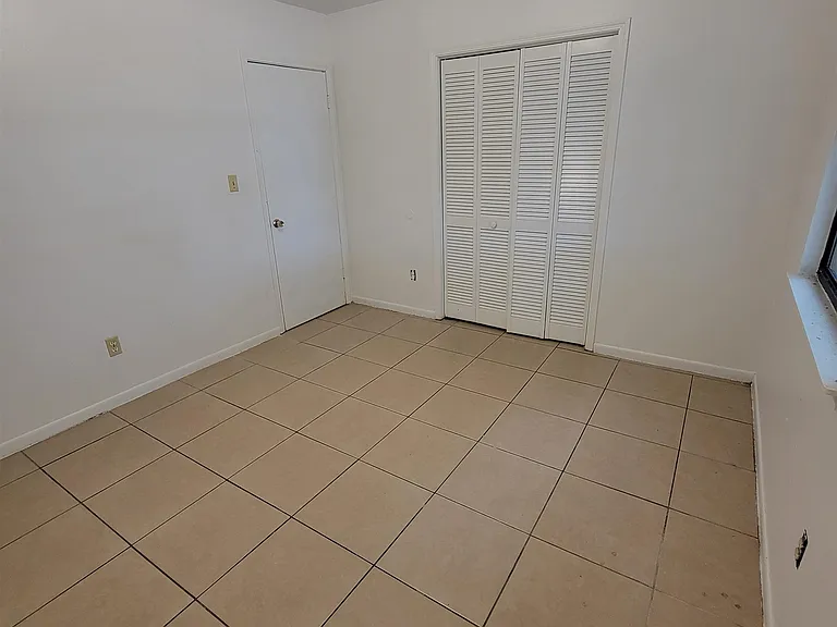 5392 Dawn Ct — Photo 13