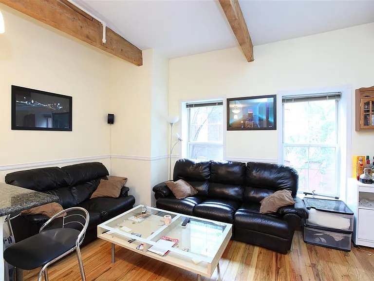 1034 Clinton St #201 — Photo 2