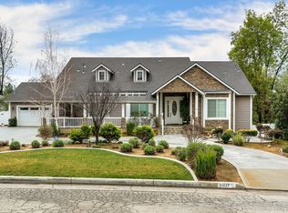 31027 Sunset Dr, Redlands, CA 92373