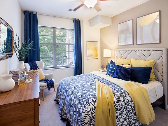 Sleep in style in our spacious bedrooms at Dwell Vienna Metro