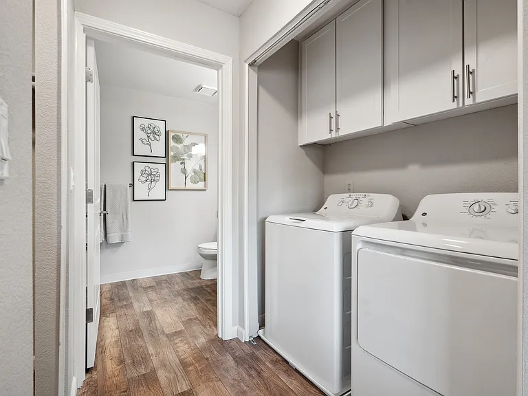 Shaliko Apartment Homes — Photo 9