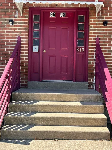 96 Barry Ave #D Photo 1