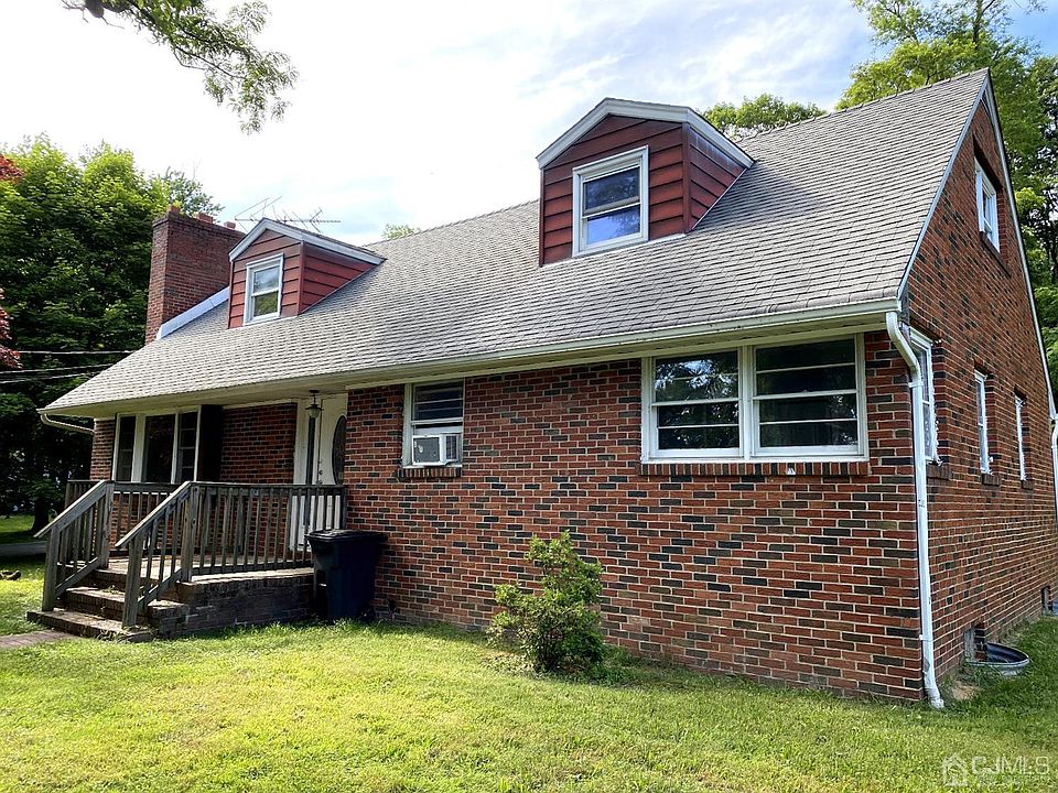 1st image of 15 Mason Ave