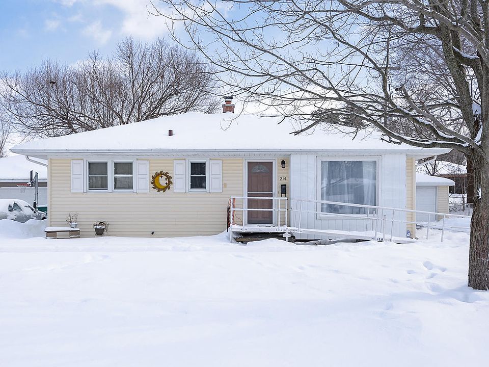 1st image of 214 N Moorland Dr