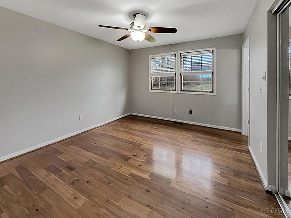 5th image of 11056 Grand Ave