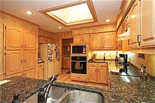4th image of 4307 Shadow Glen Dr