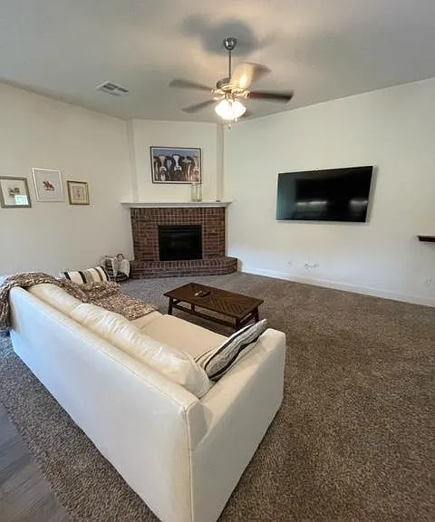3408 Madison Rhian Ave — Photo 2