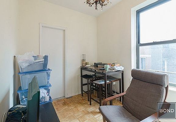 4th image of 17 Saint Marks Pl #21AA