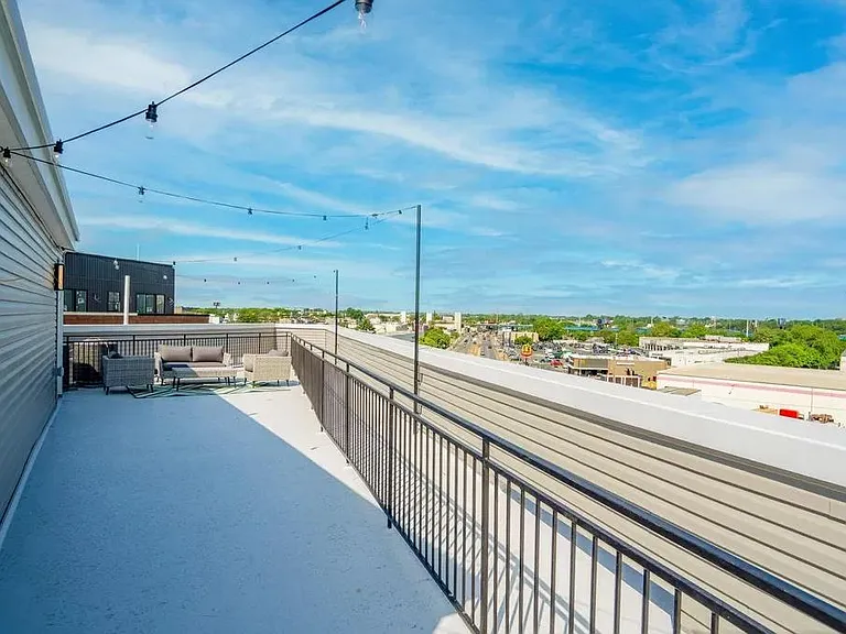 Federal Street Annex — Photo 21