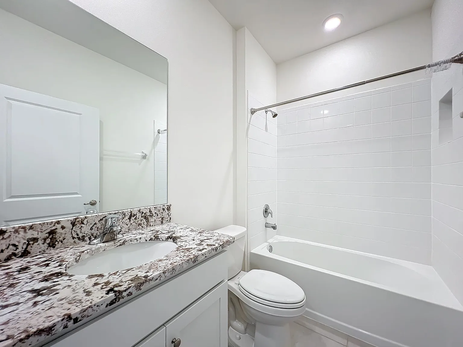 3 bed, 1504 sqft, $1,847 — Photo 3