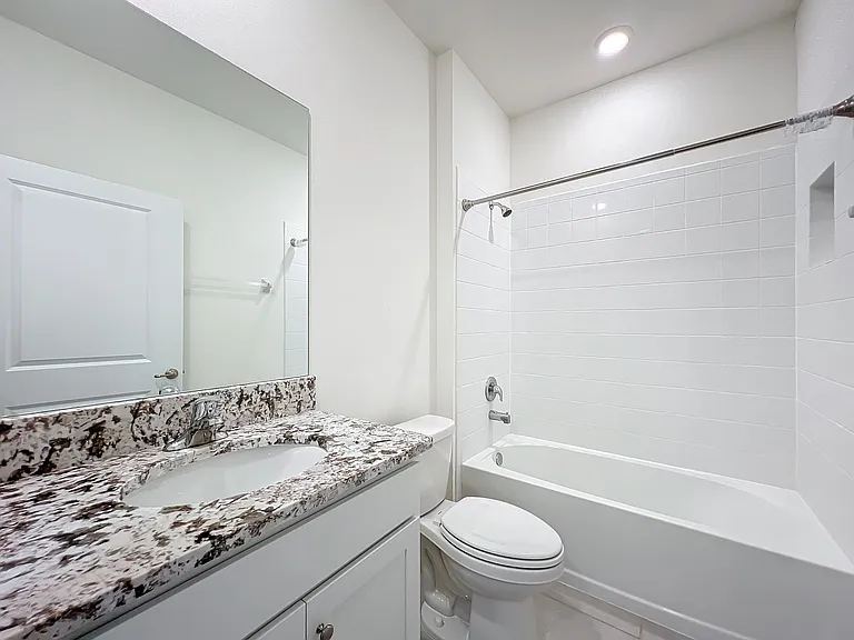 5059 Stokes Way — Photo 3