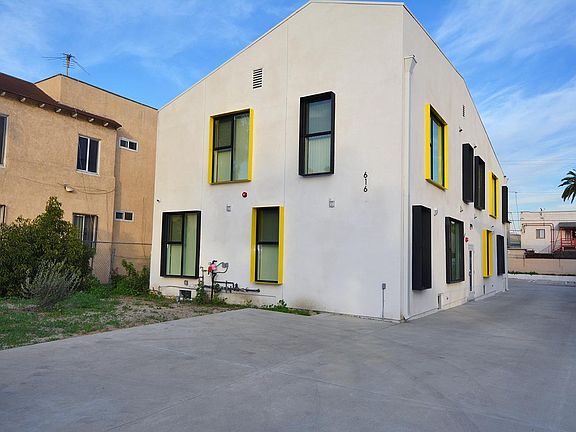 5th image of 618 N Alexandria Ave Unit 1