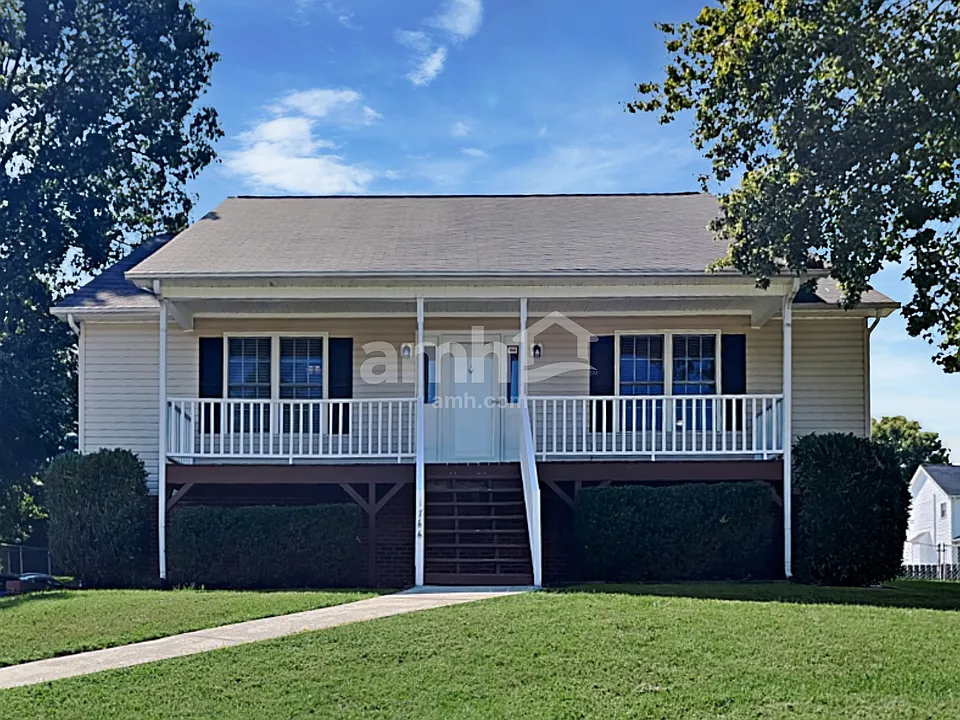 1766 Spring Path Trl