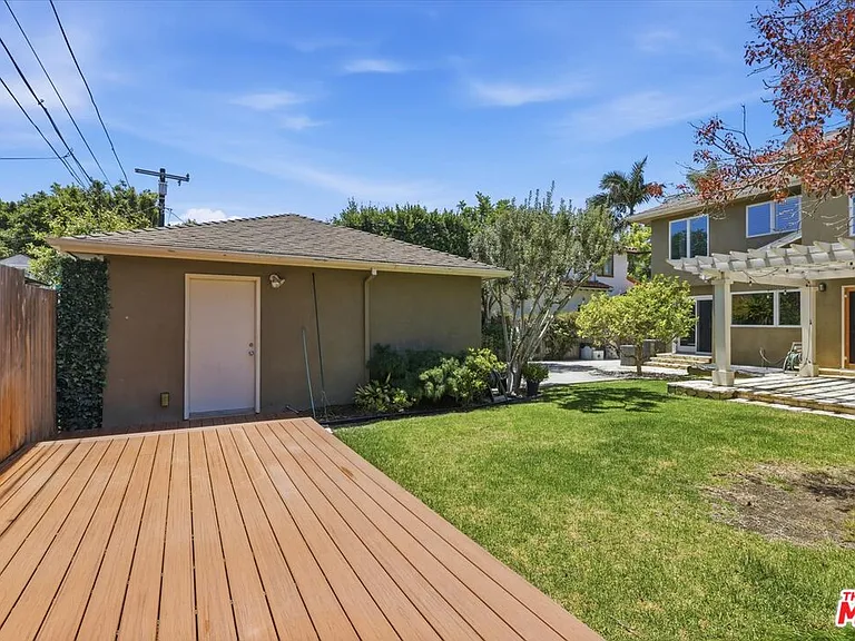 4164 Le Bourget Ave — Photo 45