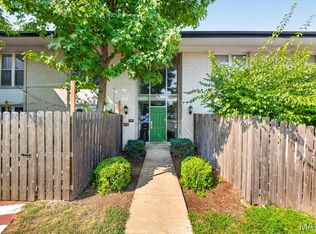 10401 Briarbend Dr APT 9, Saint Louis, MO 63146