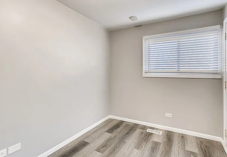 7927 163rd Ct — Photo 4