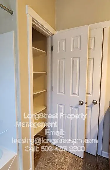 1637 SW 53rd St #101 — Photo 9