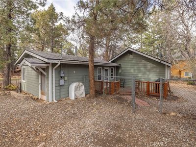 363 Cedar Ln, Sugarloaf, CA, 92386
