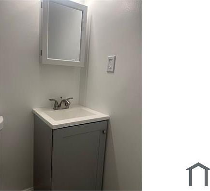 5th image of 3141 Buena Vista Ter SE APT 2