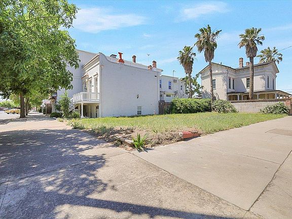 5th image of 630 D St