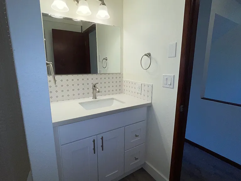 9738 SE 42nd Ave #2 — Photo 21