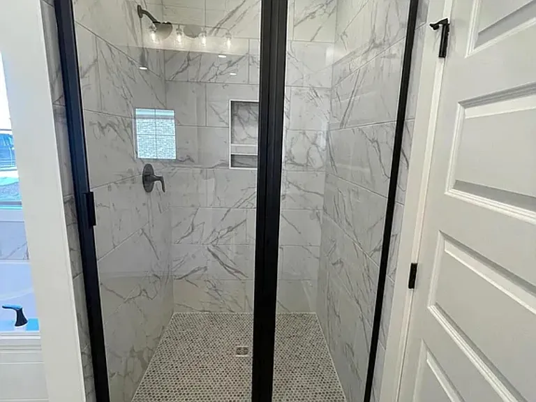 805 Montclaire Dr — Photo 11