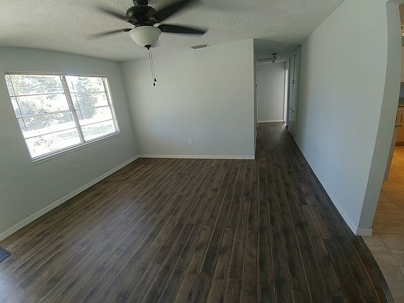 4th image of 211 42nd St NW