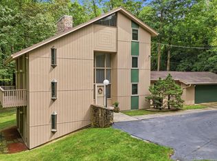 2700 Cardinal Rd, Springfield, OH 45502