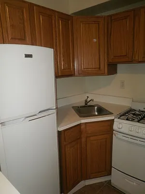 Rented by Daniel Gale Sotheby's International Realty | media 9