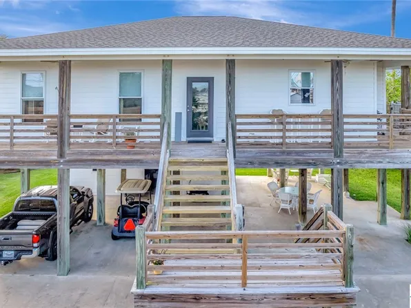 112 N 4th St, Pt O Connor, TX 77982