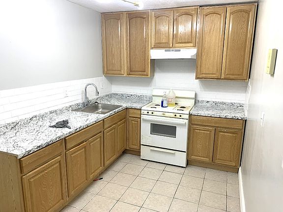 2nd image of 602-603 Elizabeth Ave #1E