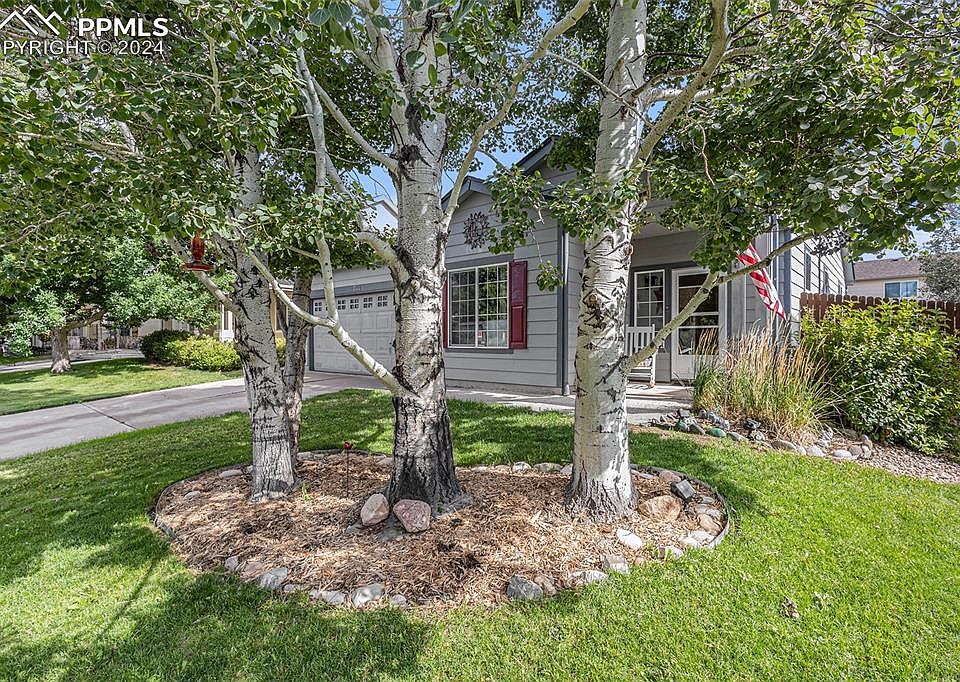 1st image of 7111 Bonnie Brae Ln