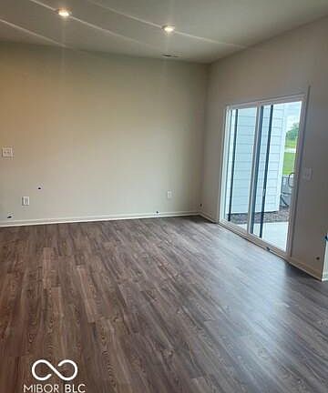 4th image of 3264 Morab Dr #204