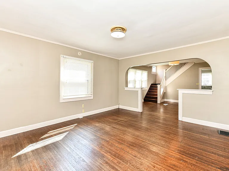 6040 N College Ave — Photo 2