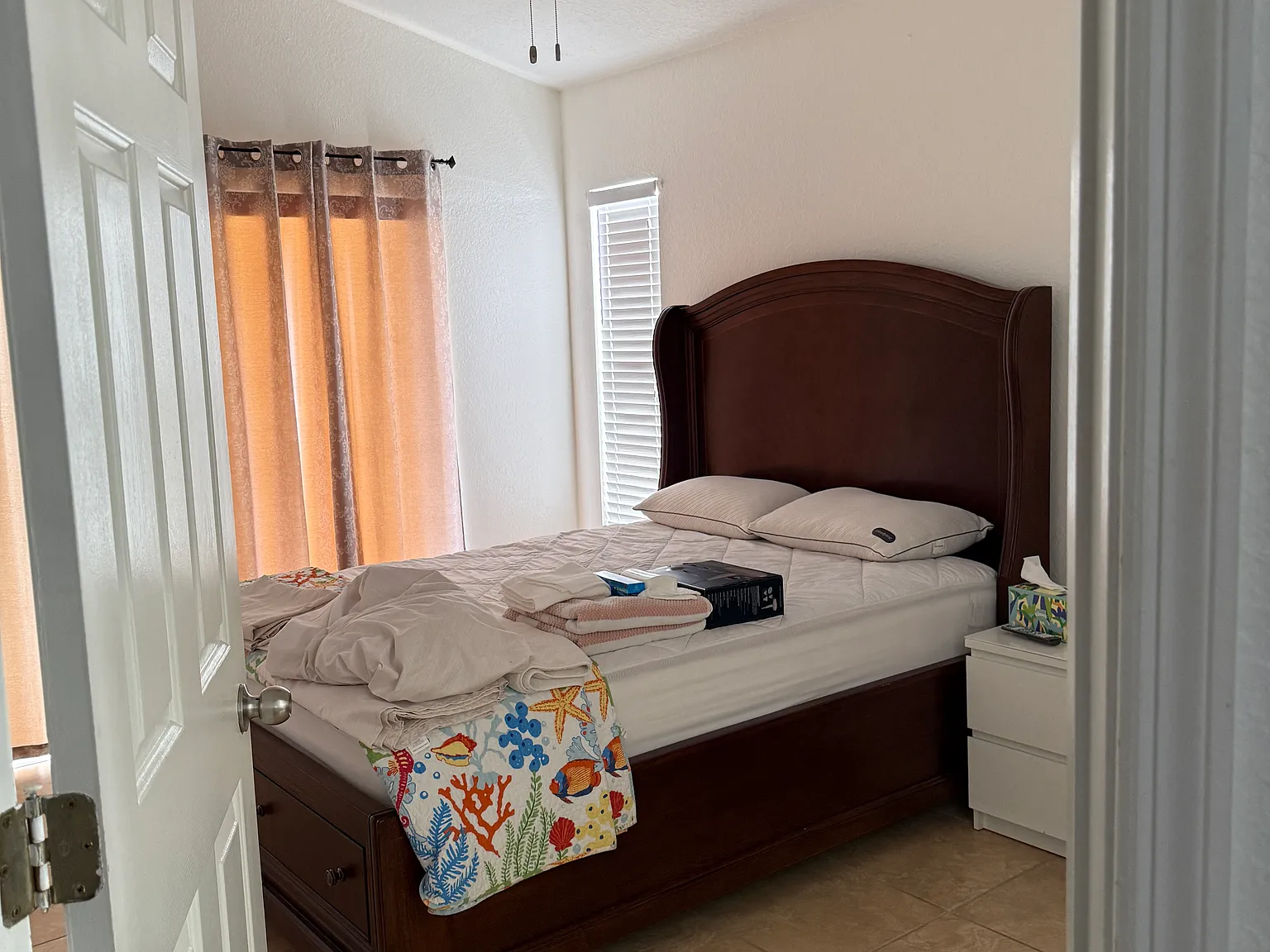 3 bed, 1114 sqft, $2,200 — Photo 4