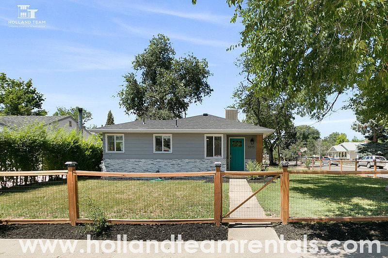 1st image of 5595 Brentwood St