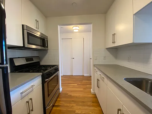 Rented by Sovereign Associates | media 38