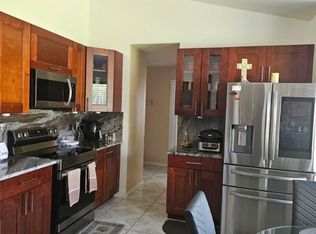 18615 NW 52nd Path, Miami Gardens, FL 33055