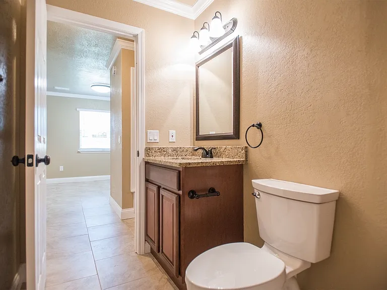 3801A Windwood Lane — Photo 10