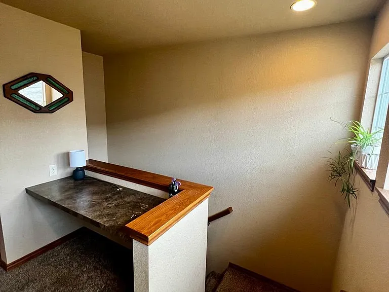 607 Cowan St #B2 — Photo 11