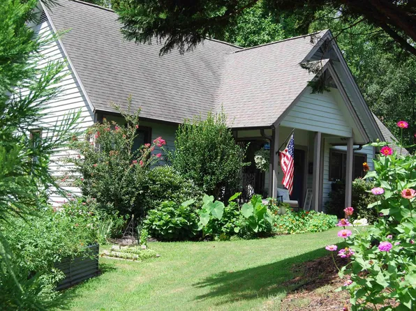 130 Raptor Way, Landrum, SC 29356