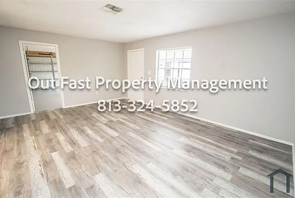 1277 Sylvia Ave — Photo 14