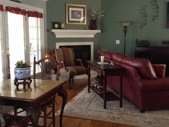 4th image of 8802 Sedgley Dr