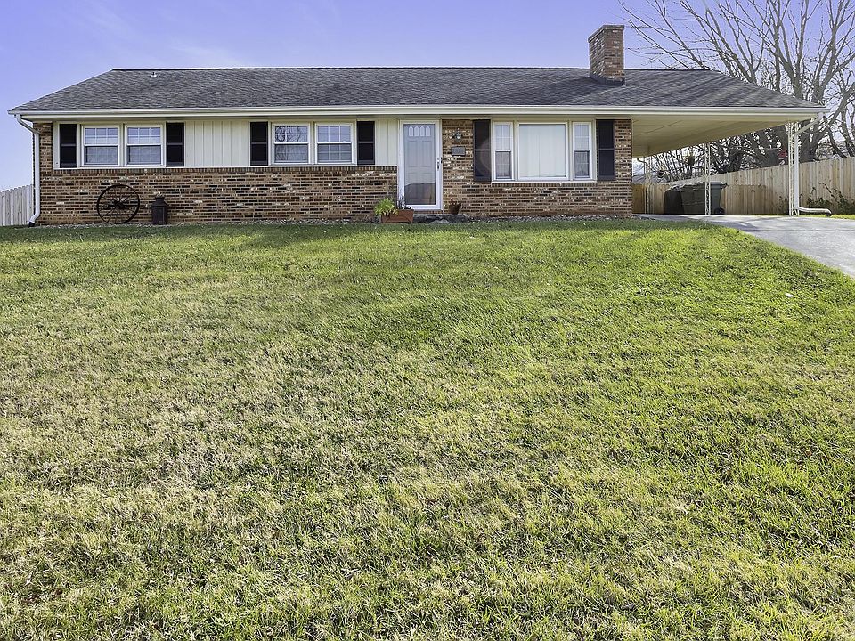1st image of 2324 Karen Dr