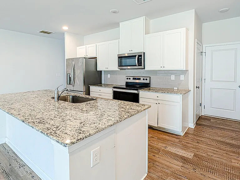 5312 Melbourne Ln — Photo 10