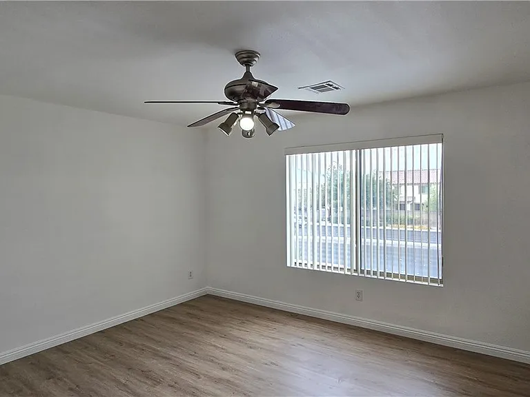 9636 Cedar Park Ave — Photo 21