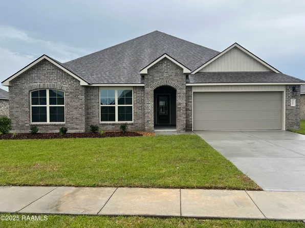 512 Fontaine Ct, Breaux Bridge, LA 70517