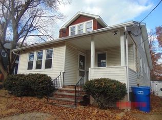 231 Woodland Ave, Rutherford, NJ 07070