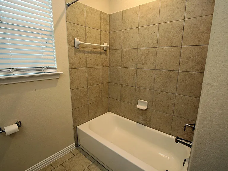 13346 Pecan Trails Dr — Photo 6